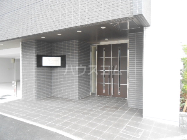 20/29 エントランス