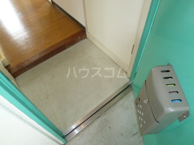 13/30 玄関