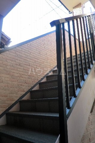 15/16 エントランス