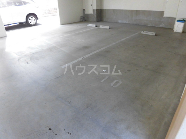 20/23 駐車場