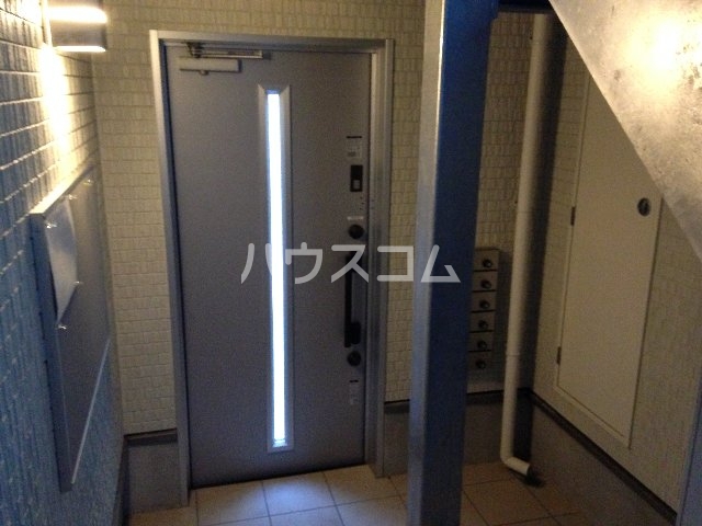 2/8 エントランス