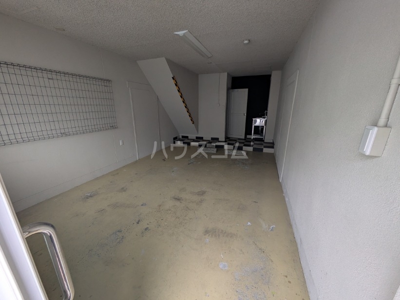 14/20 駐車場
