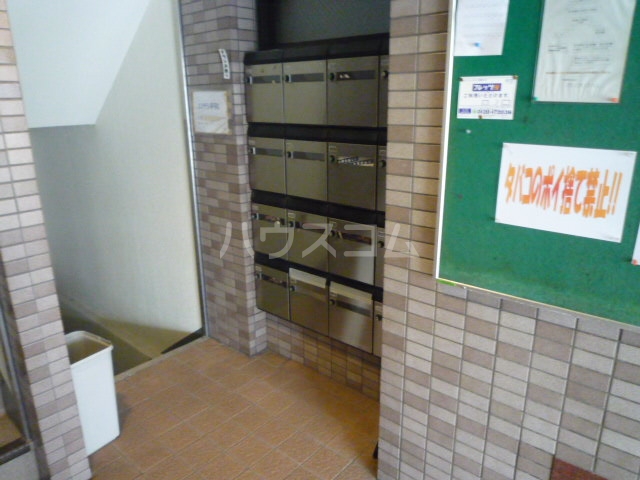 16/24 エントランス