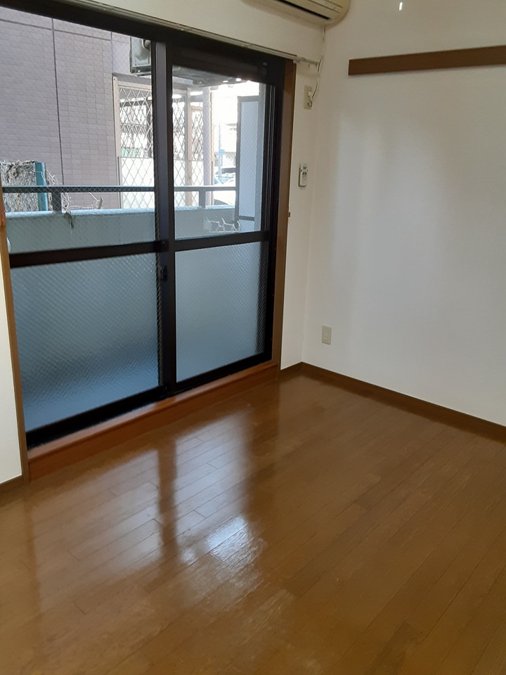 13/19 バルコニー