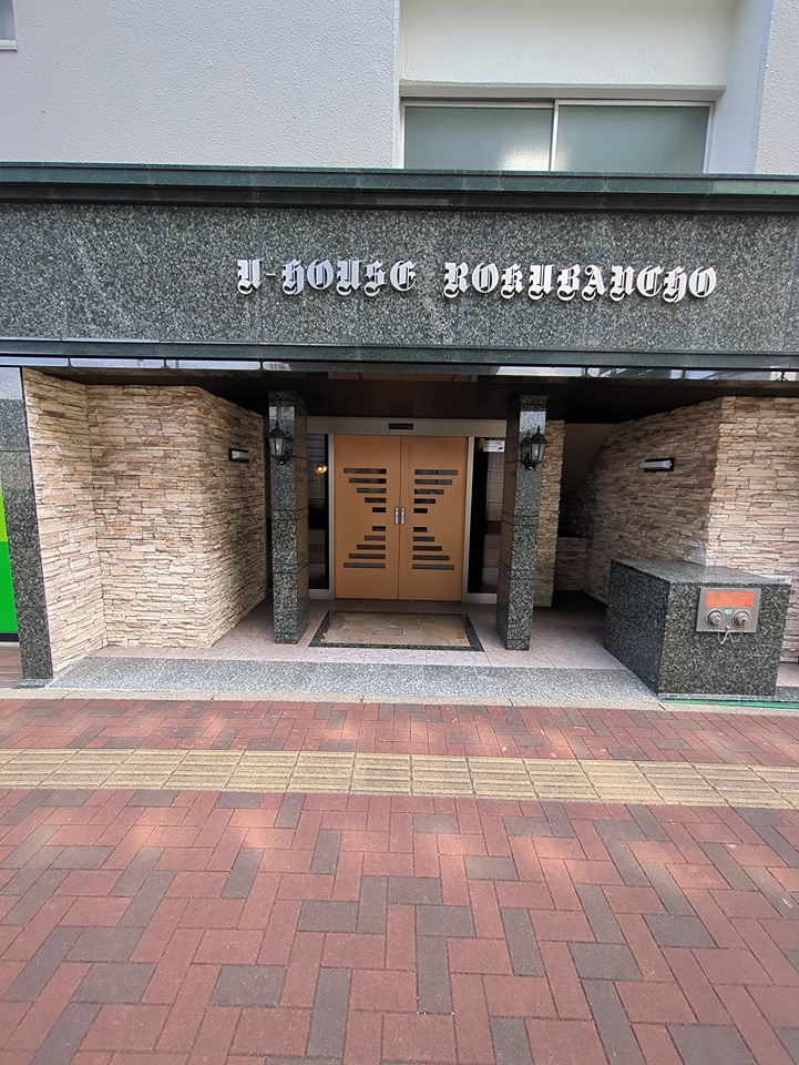 2/10 エントランス