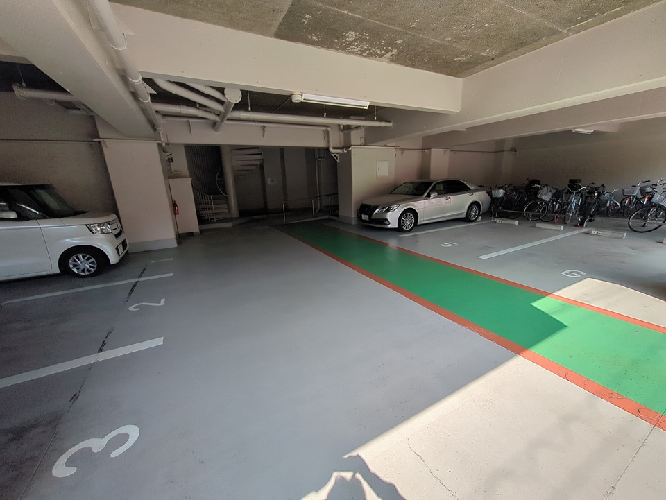 22/29 駐車場