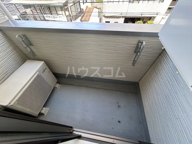 19/28 バルコニー