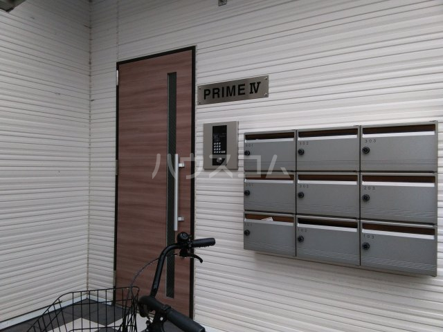 17/23 エントランス