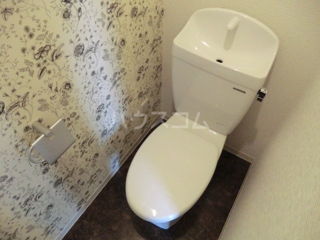 13/27 トイレ