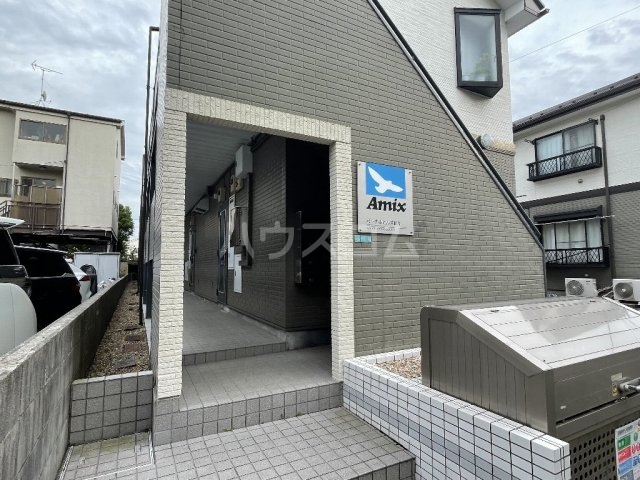 24/27 エントランス