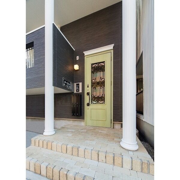 13/21 エントランス