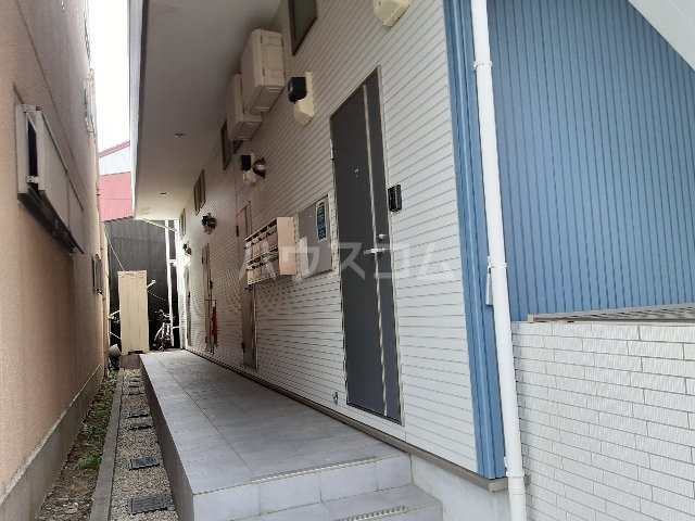 17/25 エントランス