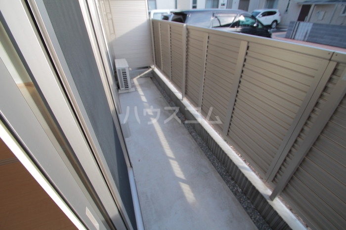 13/22 バルコニー