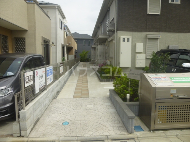 20/26 エントランス