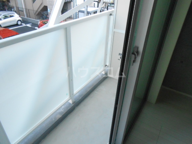 15/28 バルコニー