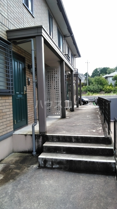 19/20 エントランス