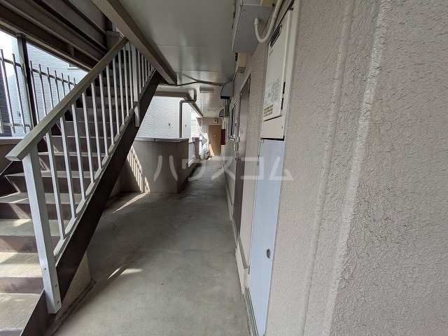 29/30 エントランス