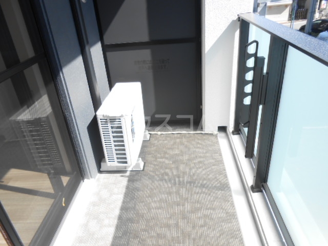 18/25 バルコニー