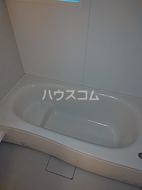 13/30 浴室