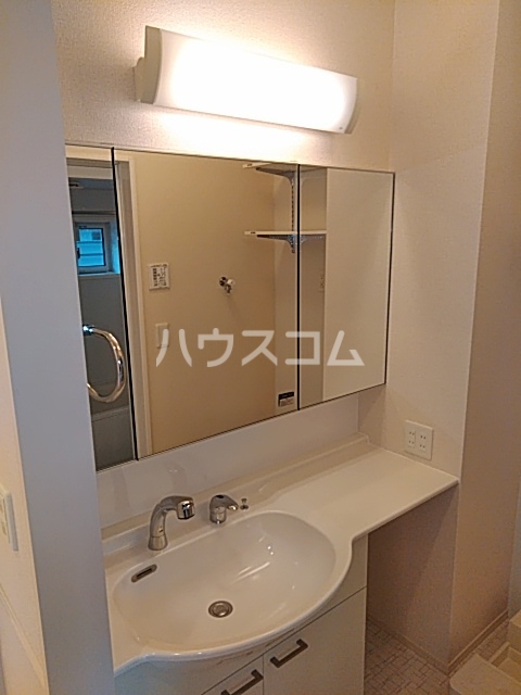 15/30 洗面