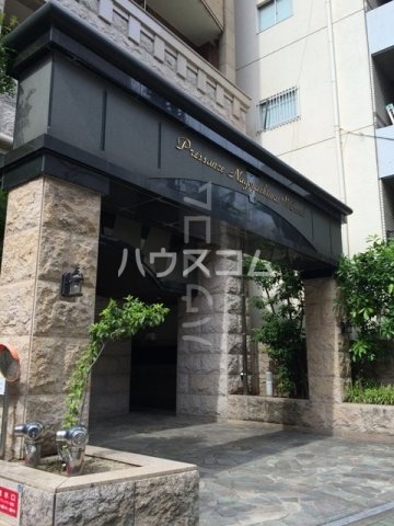 21/29 エントランス