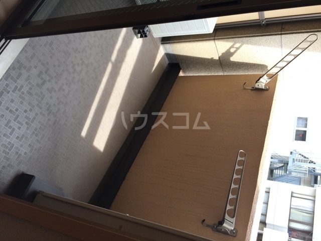 16/27 バルコニー