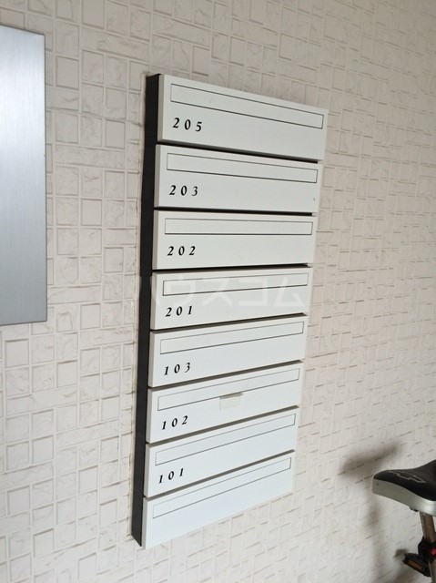 22/30 エントランス