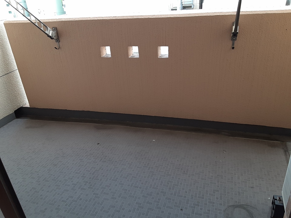 16/26 バルコニー