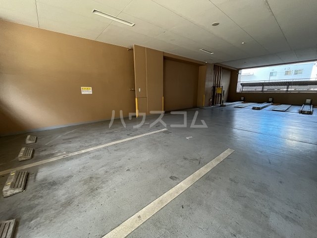 22/29 駐車場