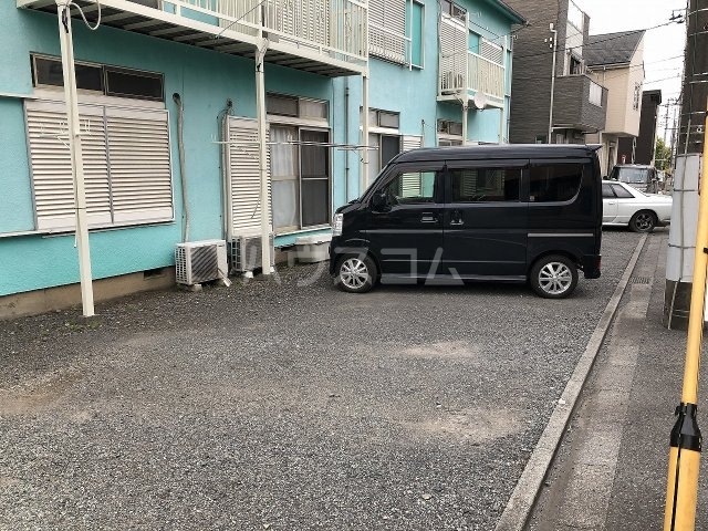22/30 駐車場