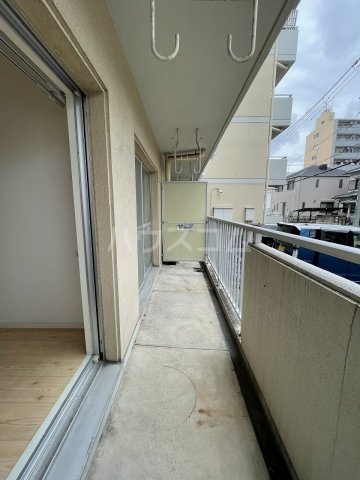 20/30 バルコニー