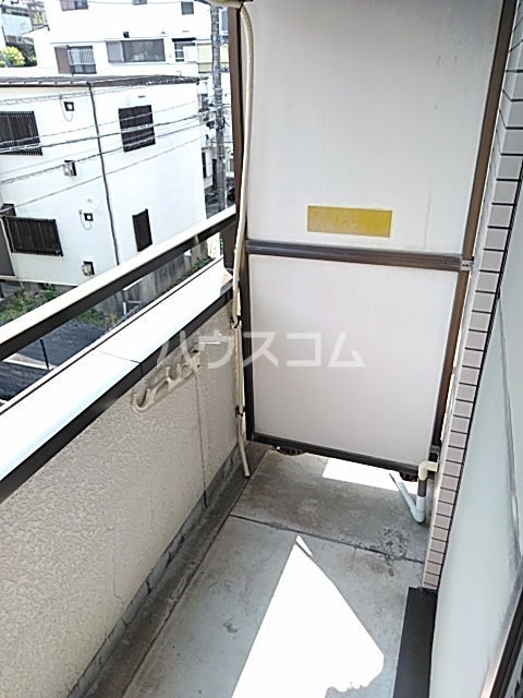 19/30 バルコニー