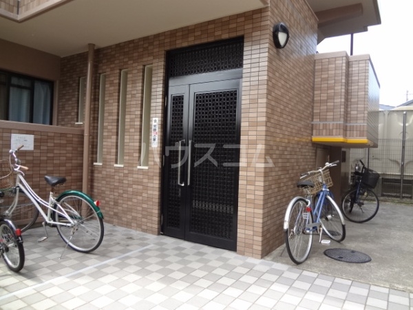 16/24 エントランス