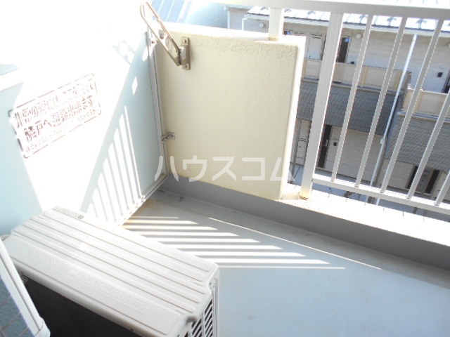 21/30 バルコニー