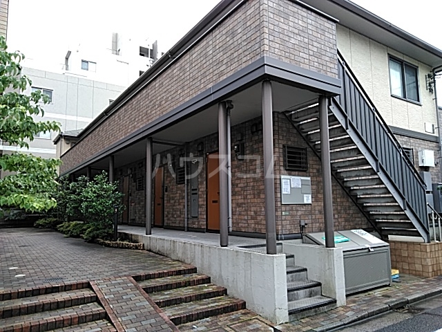 29/30 エントランス