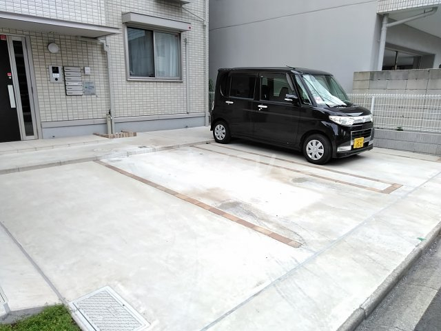 22/29 駐車場