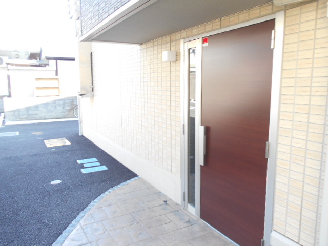 21/29 エントランス