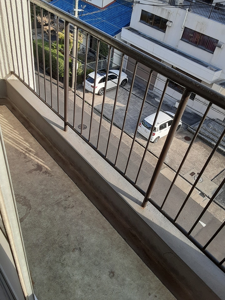 16/28 バルコニー