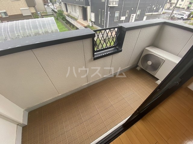 13/26 バルコニー