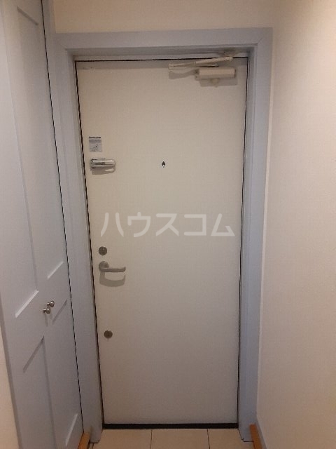 13/30 玄関