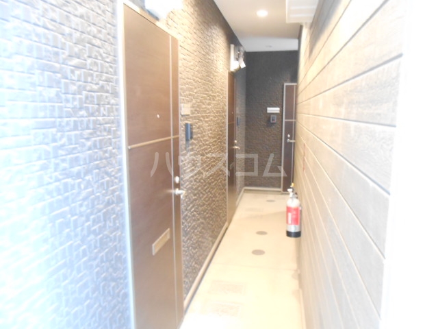 2/8 エントランス