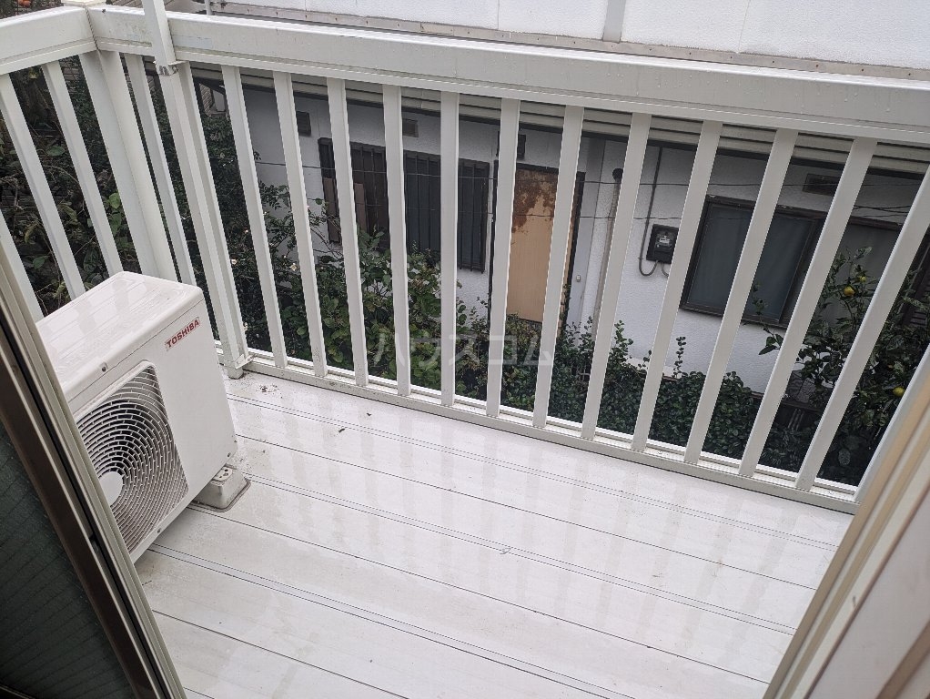 19/23 バルコニー