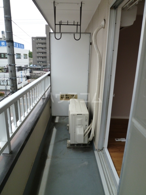 19/30 バルコニー