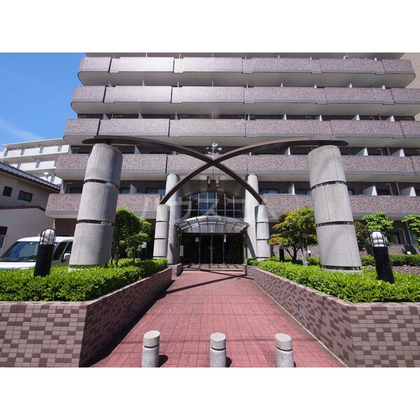 20/25 エントランス