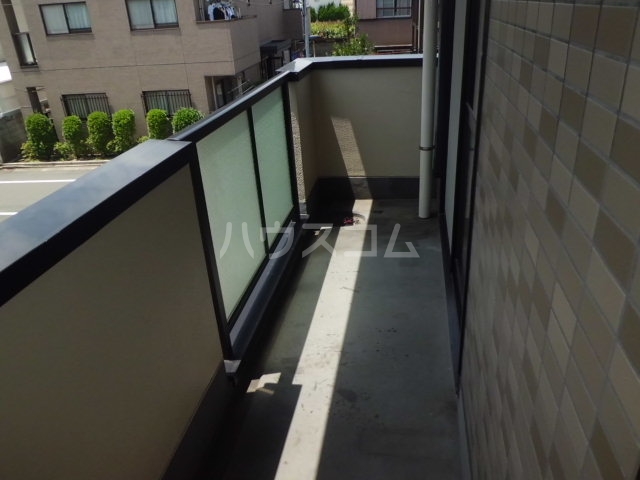 25/30 バルコニー