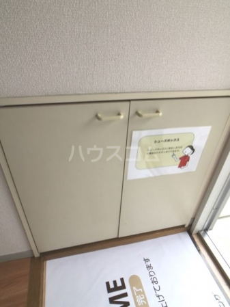 13/30 玄関
