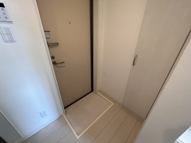 8/24 玄関