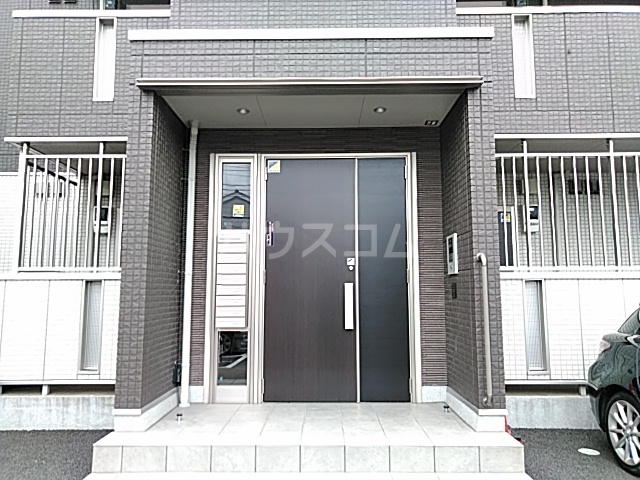 29/30 エントランス