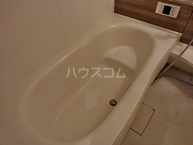 16/30 浴室