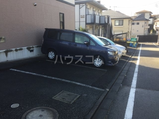 20/30 駐車場